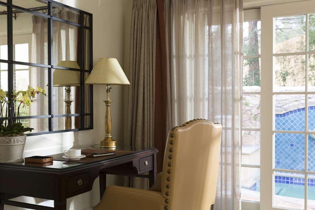 Casa Palmero At Pebble Beach Rum bild